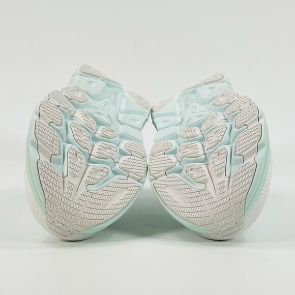 Hoka Women's Clifton 10 WIDE 'White Cielo Blue' 1162050-WTCL size 7.5 - Picture 7 of 8